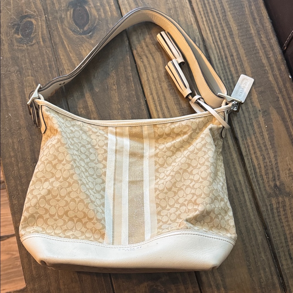 Coach Beige and White Shoulder Bag